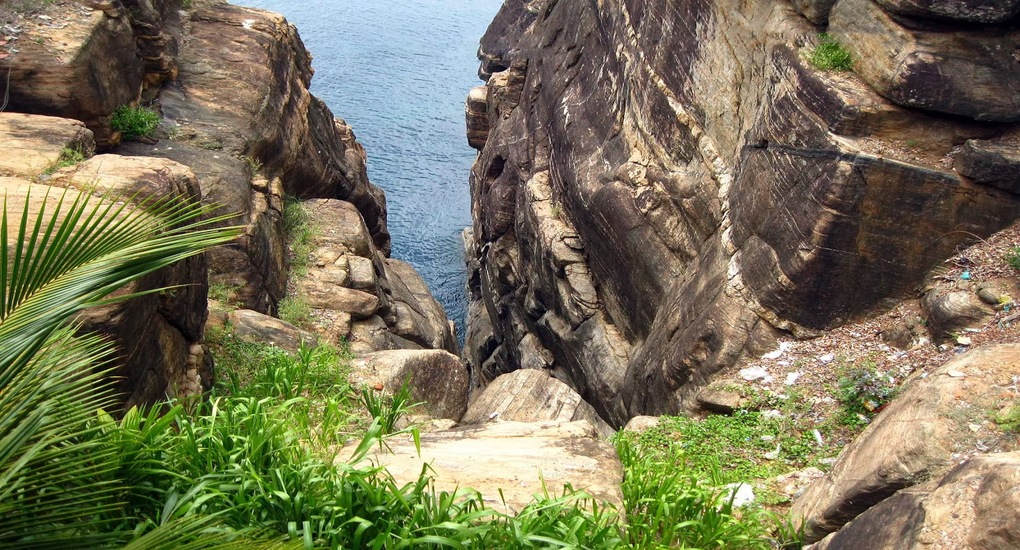 Lovers Leap in Trincomalee