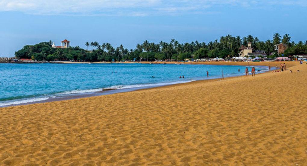 Calm Beaches in Unawatuna